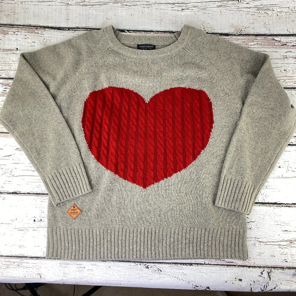 Simply Southern Women's M Heart Sweater Gray NEW